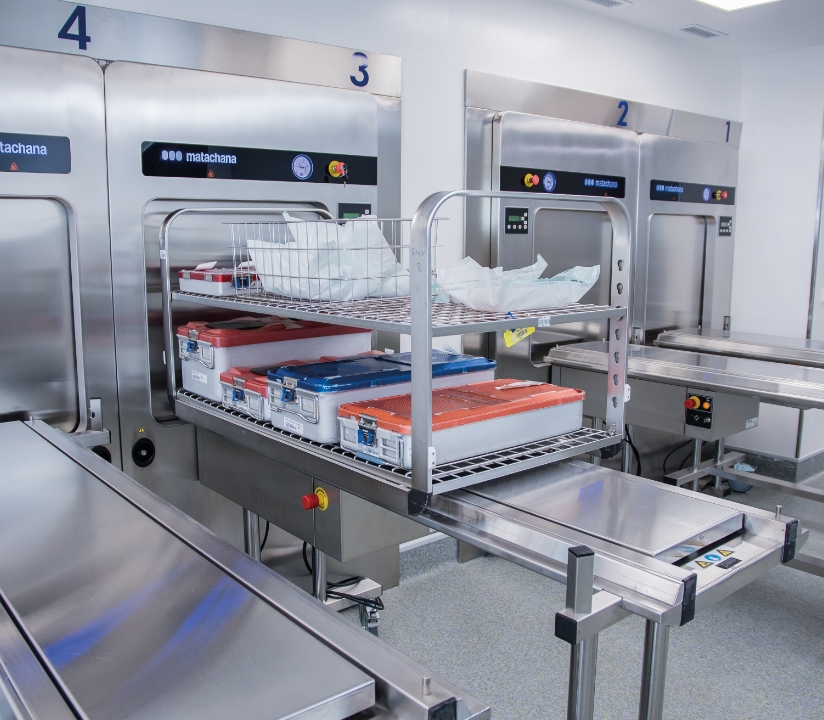 Laad- en ontlaadsysteem sterilisatoren. Matachana en Wassenburg Medical